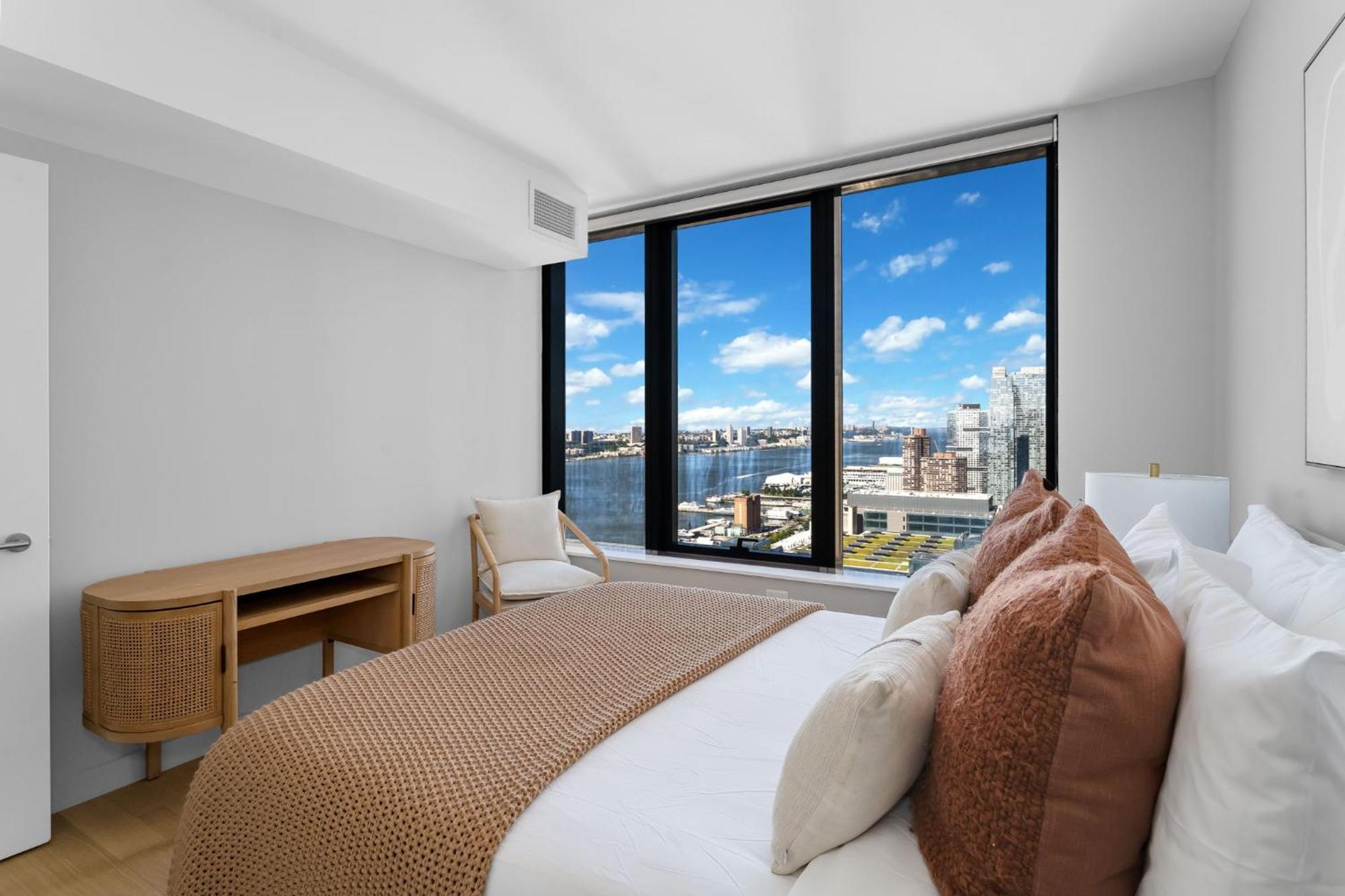 Modern Stylish 2Br 2Ba Apartment In Hudson Yard New York Exteriör bild